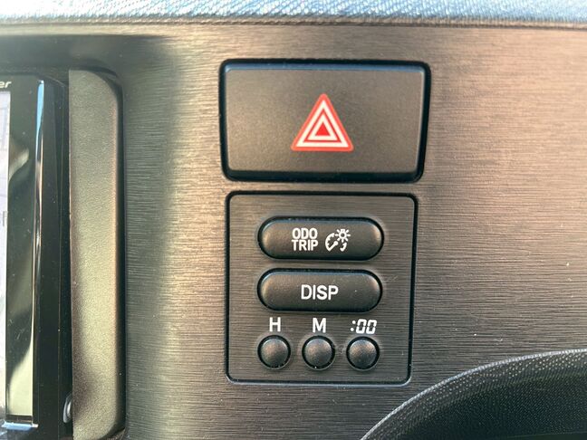 運転に必要な機能が集約！操作も直感的。【【アクア】